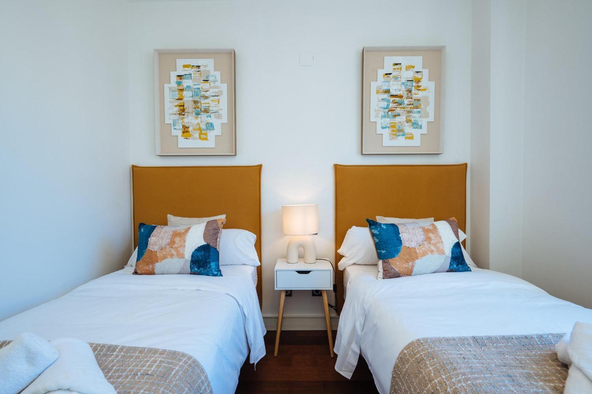 San Bernardo Home Free Parking Sevilla Kültér fotó
