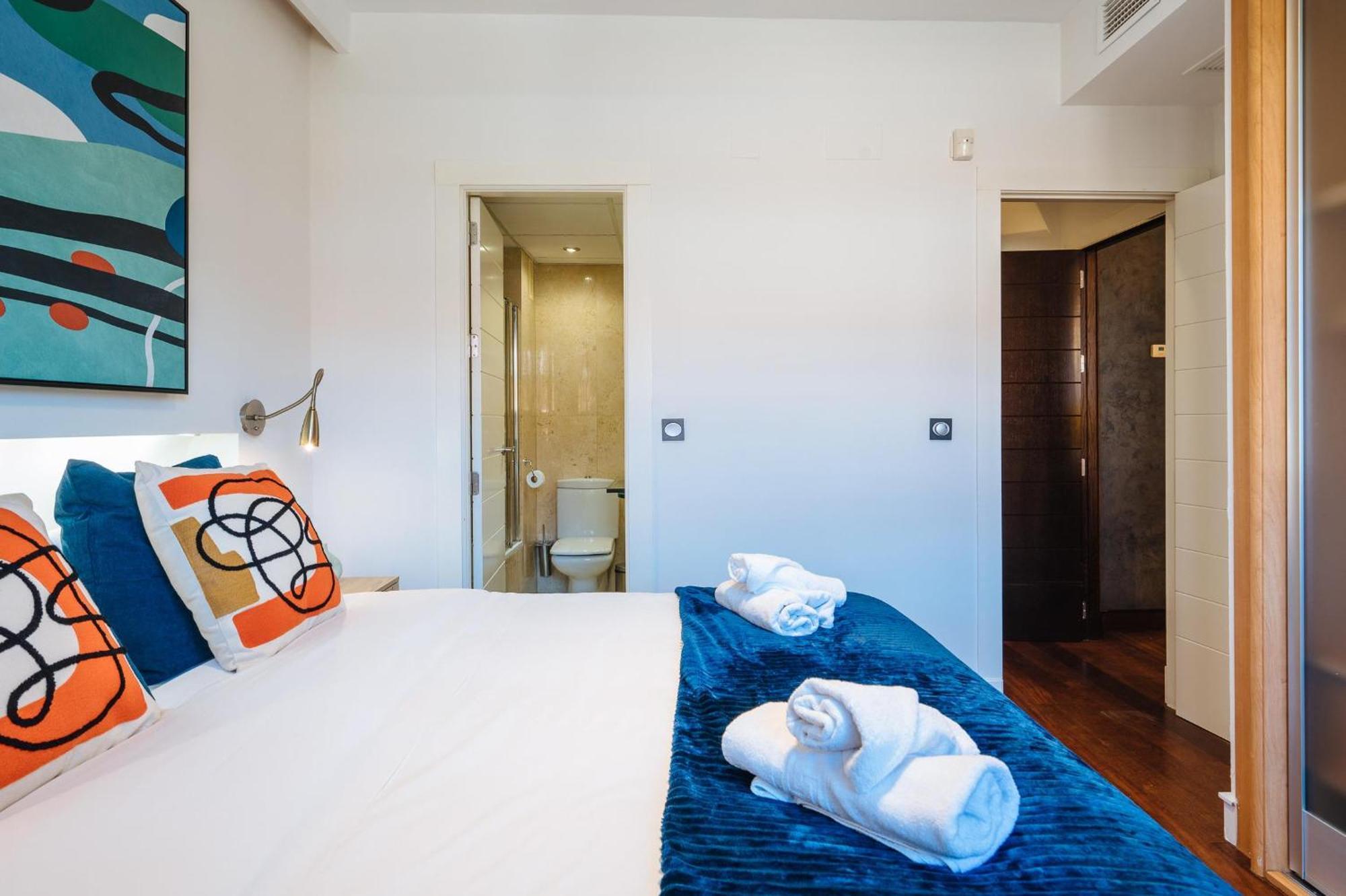 San Bernardo Home Free Parking Sevilla Kültér fotó